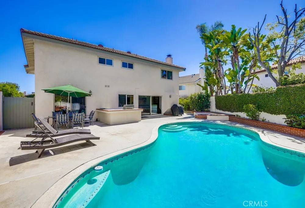 Los Alamitos, CA 90720,3681 Fenley Drive