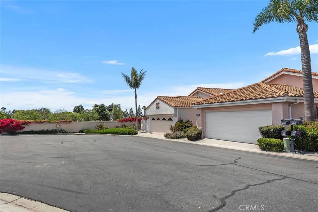 Dana Point, CA 92629,24851 Seagate Drive