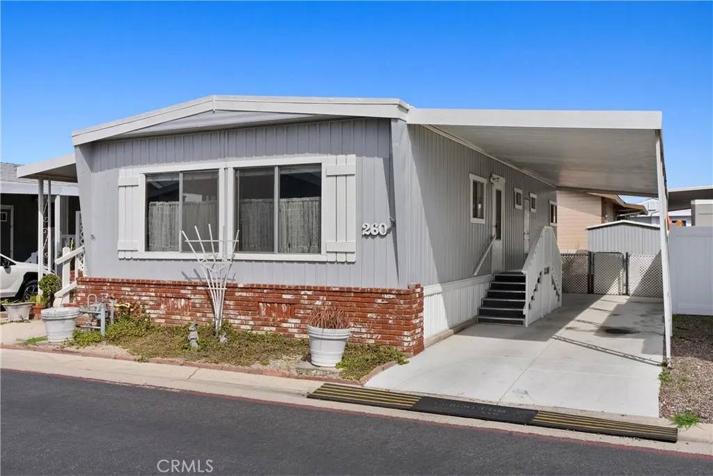 Huntington Beach, CA 92646,21851 Newland #260