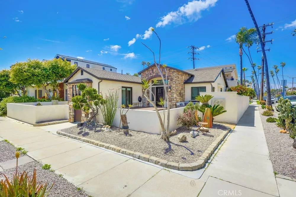 Huntington Beach, CA 92648,627 7th Street