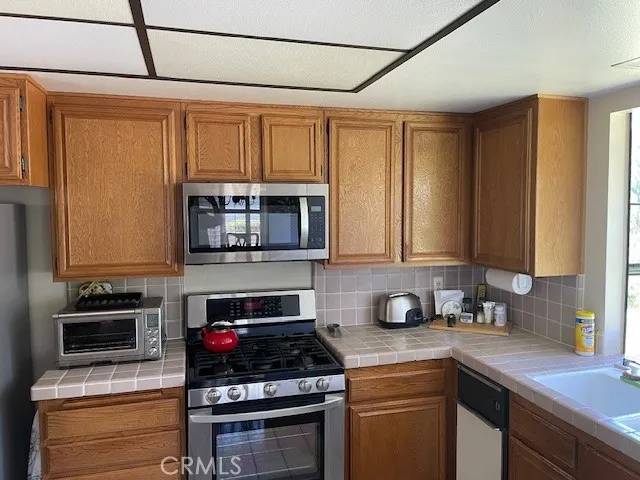 Mission Viejo, CA 92692,23192 Villena
