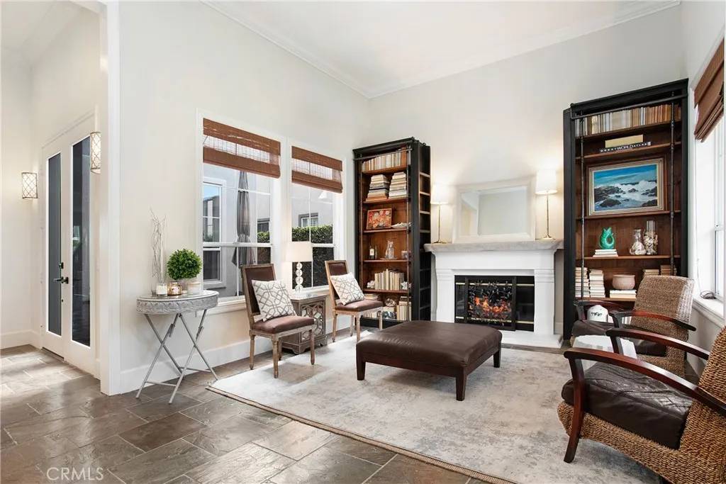 Aliso Viejo, CA 92656,4 Sunswept Mesa