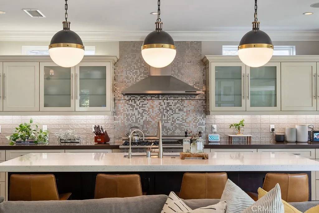 Costa Mesa, CA 92627,178 Flower Street