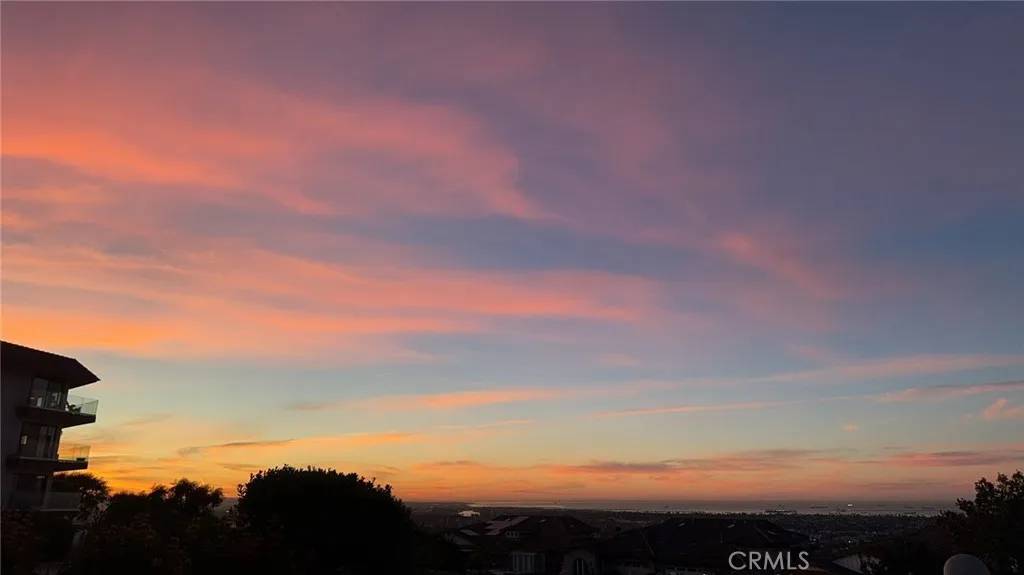 Signal Hill, CA 90755,2244 Molino Avenue #4