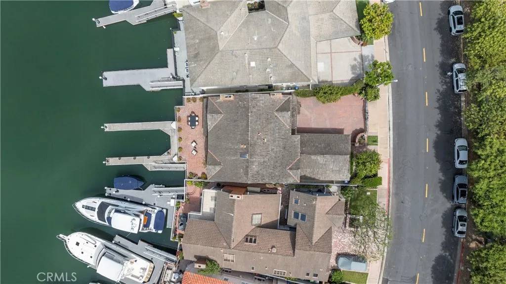 Newport Beach, CA 92660,612 Harbor Island Drive