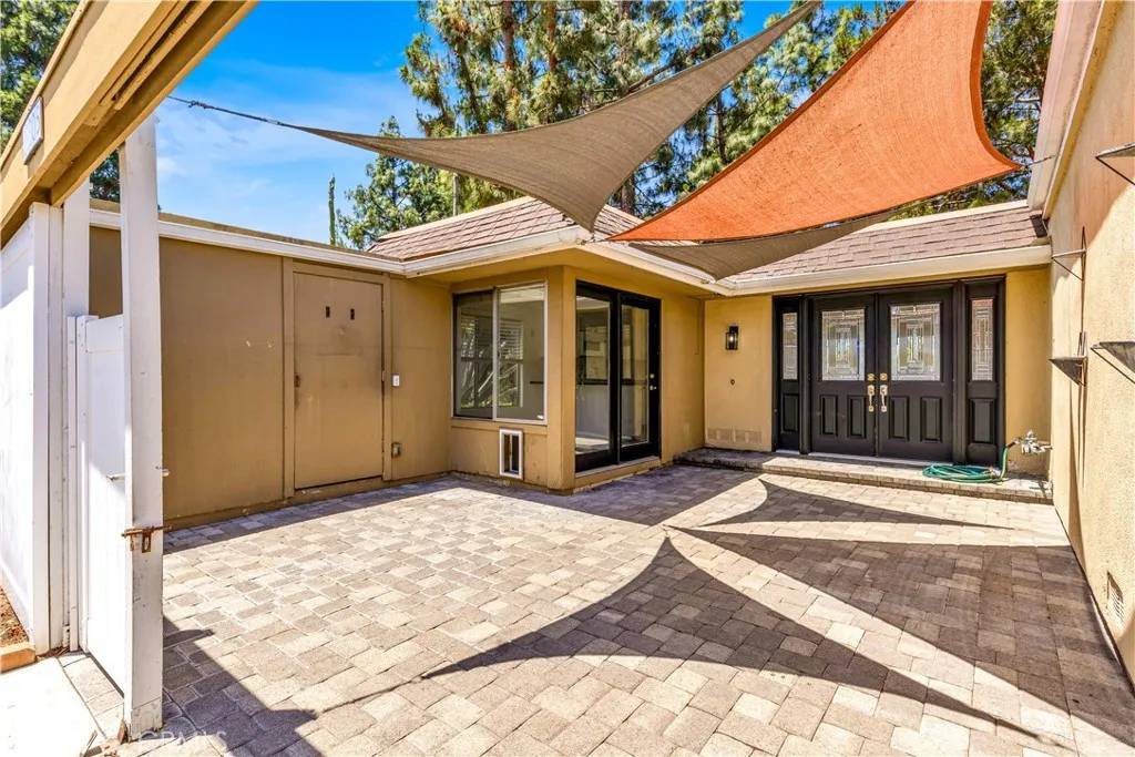 Laguna Hills, CA 92653,23305 Caminito Marcial #77