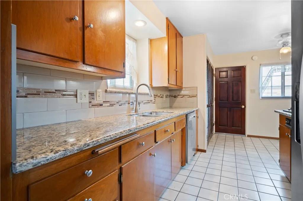 San Bernardino, CA 92404,5422 Golondrina Drive