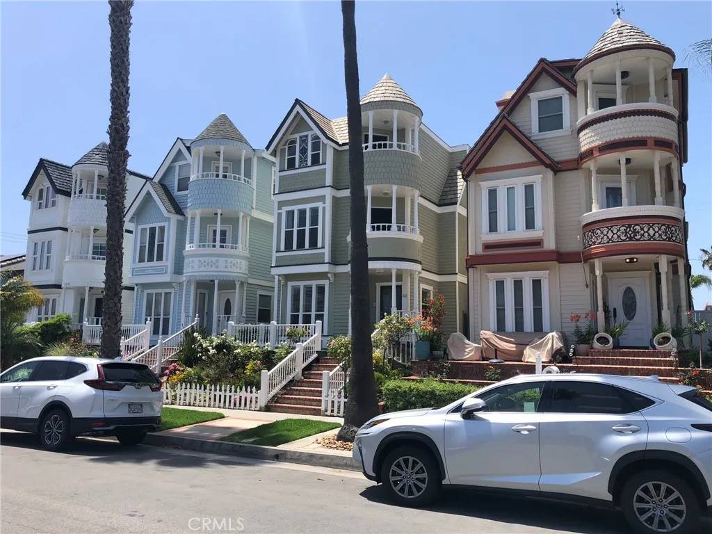 Huntington Beach, CA 92648,313 21st Street