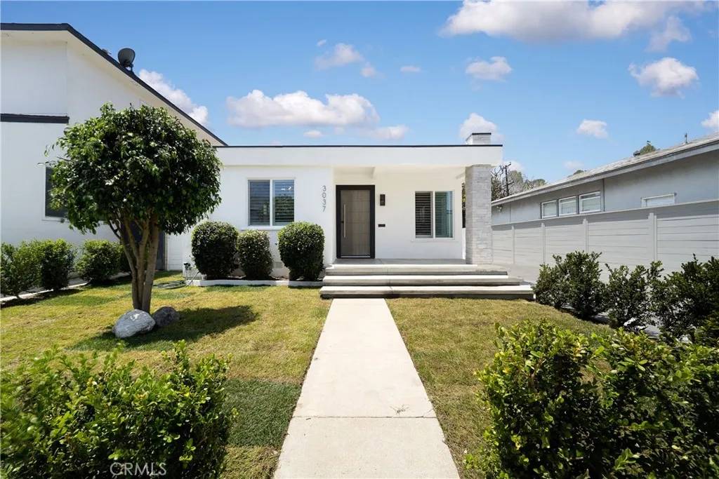 Long Beach, CA 90806,3037 Pacific Avenue