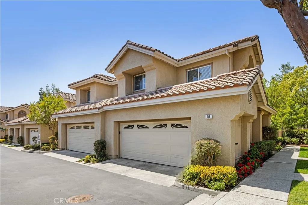 Rancho Santa Margarita, CA 92688,215 Encantado
