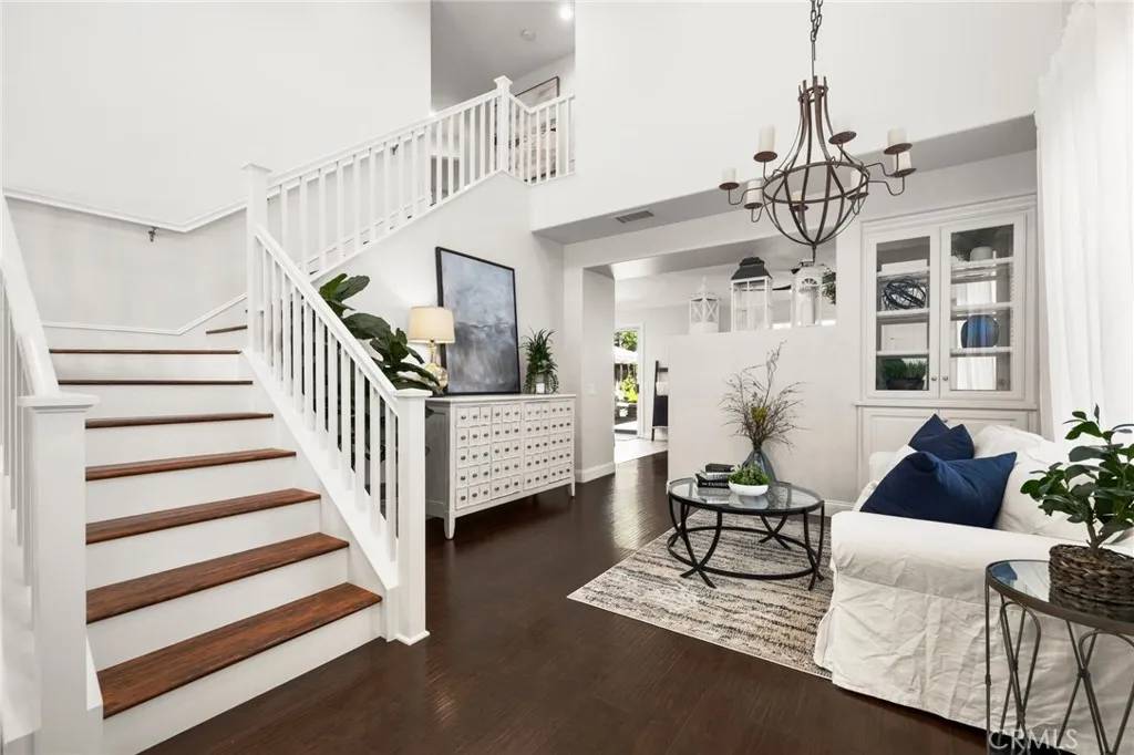 Rancho Santa Margarita, CA 92688,68 Radiance Lane