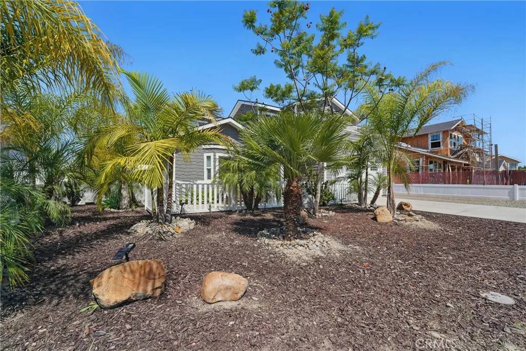 Oceanside, CA 92056,1909 Arroyo Avenue