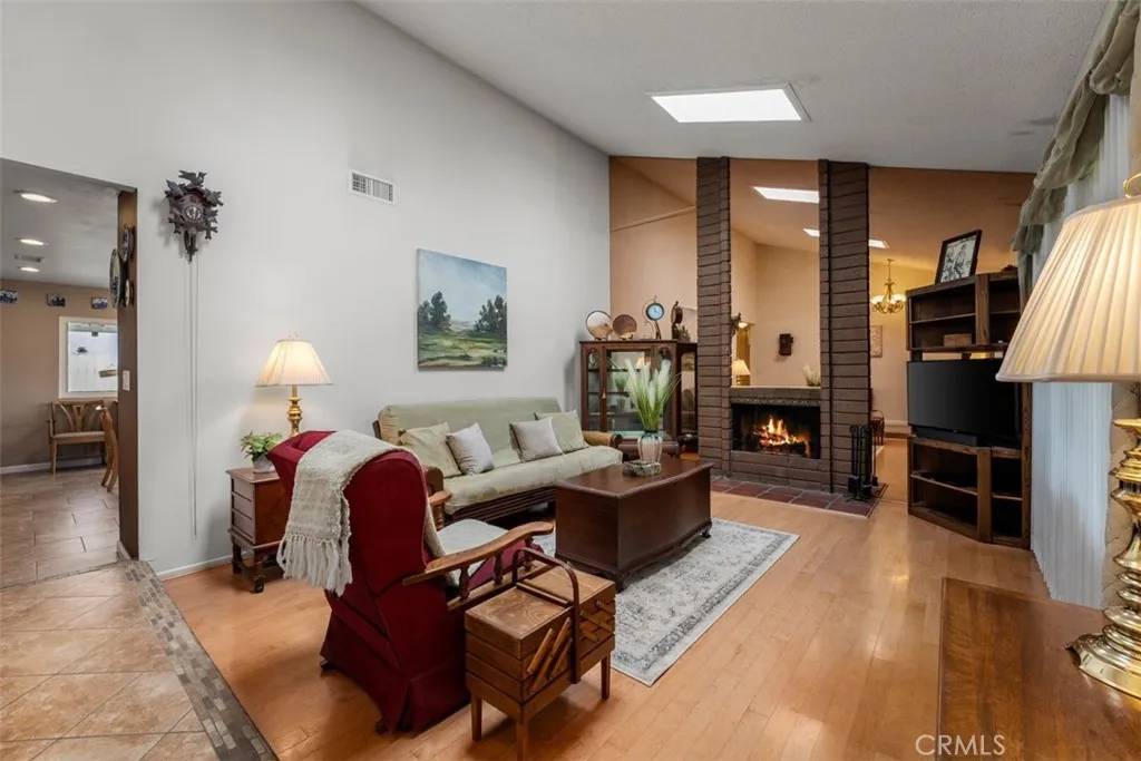 Huntington Beach, CA 92646,20121 Swansea Lane