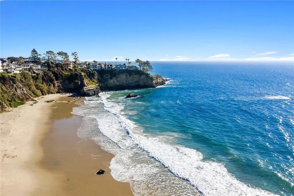 Laguna Beach, CA 92651,26 S Portola