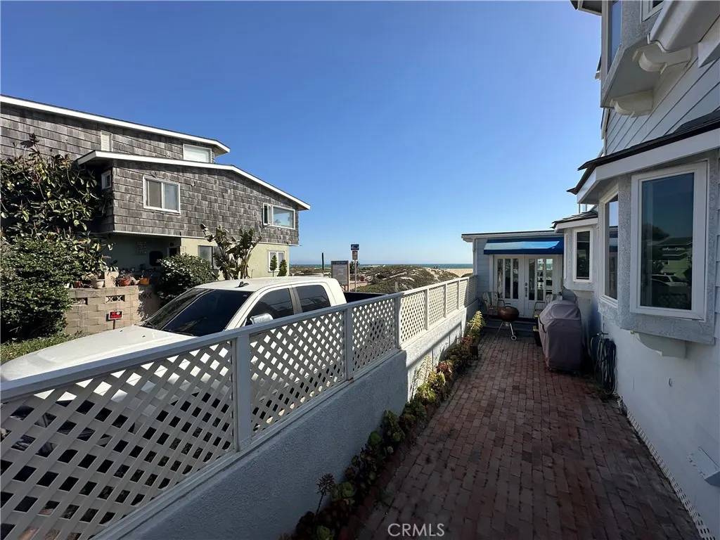 Sunset Beach, CA 90742,16685 S Pacific Avenue