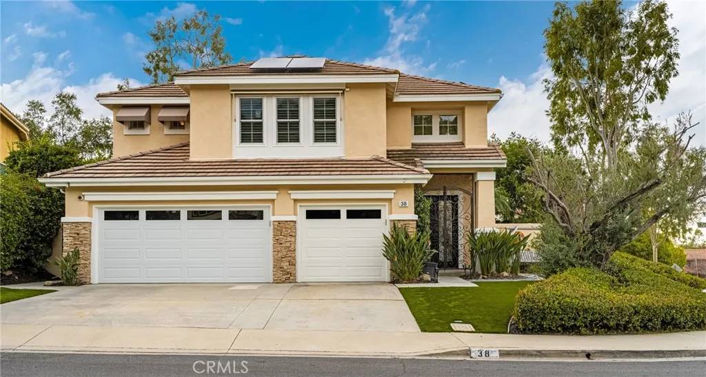 Lake Forest, CA 92610,38 Tessera Avenue