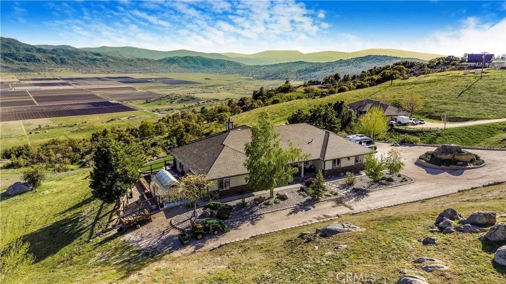 Tehachapi, CA 93561,26700 Skyline Drive