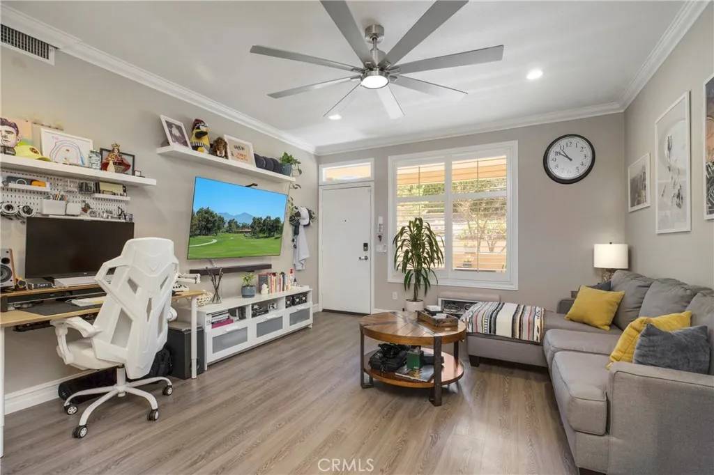 Lake Forest, CA 92610,19431 Rue De Valore #41I