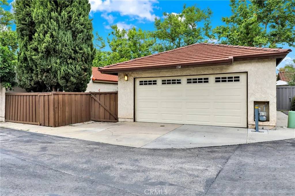Irvine, CA 92618,134 Orchard