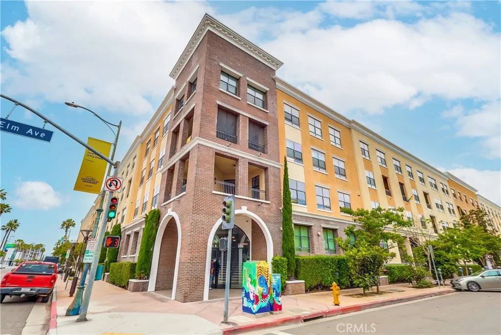 Long Beach, CA 90802,395 East 4th Street #13