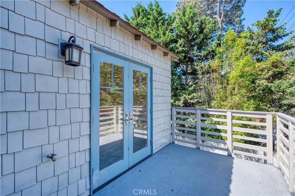 Laguna Beach, CA 92651,2515 Laguna Canyon Road #B