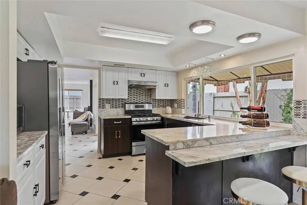Lake Forest, CA 92630,22702 Islamare Lane