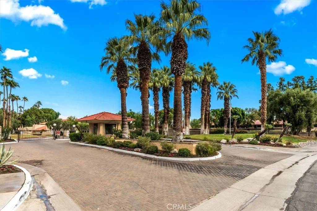 Palm Springs, CA 92262,2801 N Los Felices Circle East #209