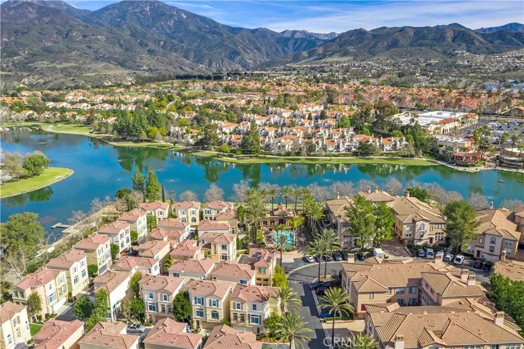 Rancho Santa Margarita, CA 92688,1 Montana Del Lago Drive