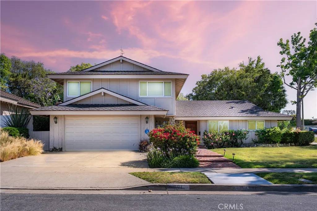 Newport Beach, CA 92660,901 Celtis Place