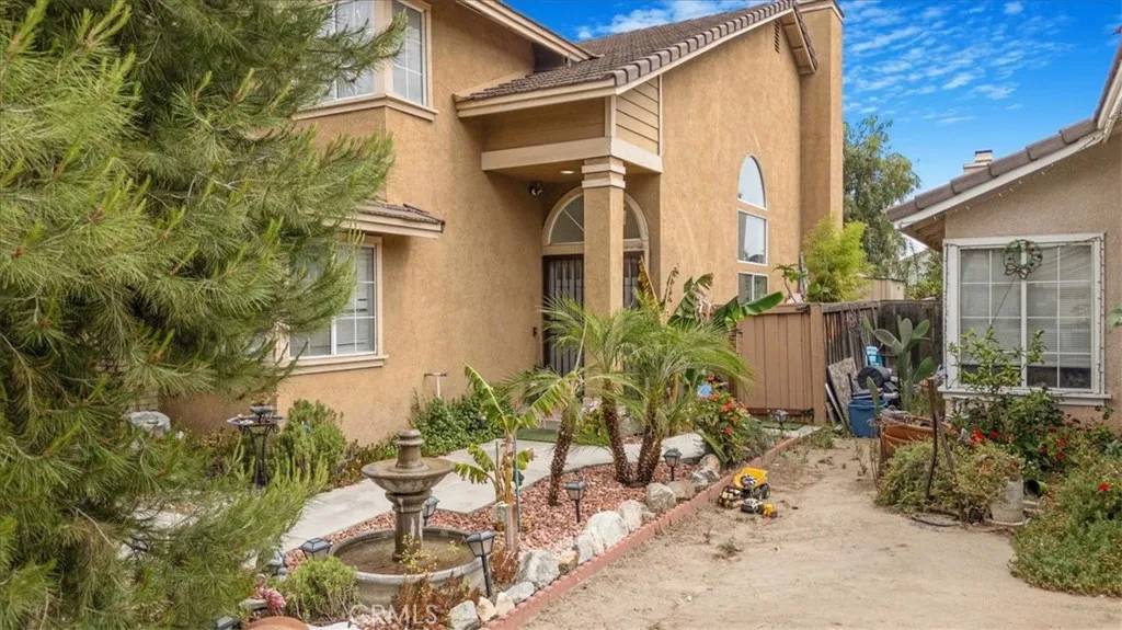 Perris, CA 92571,507 Coudures Way
