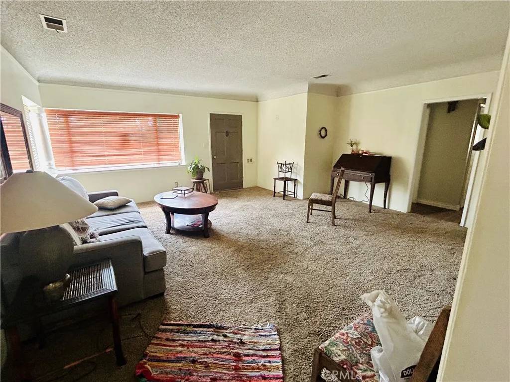 Ontario, CA 91764,619 E H Street