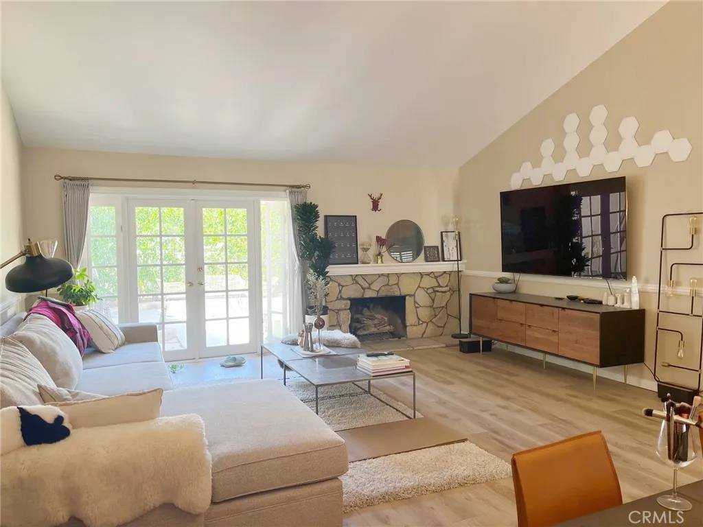 Irvine, CA 92604,4 Alderberry #14