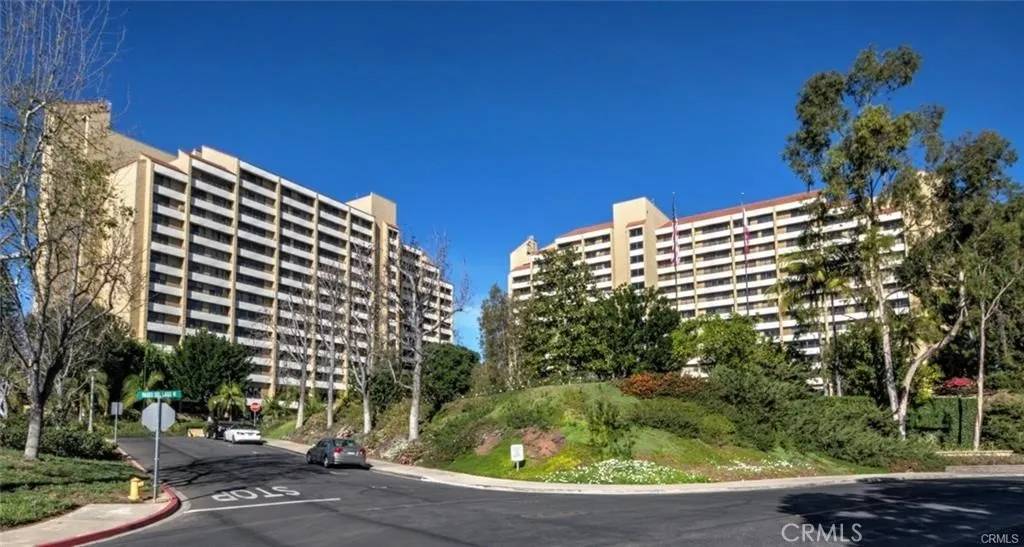 Laguna Woods, CA 92637,24055 Paseo Del Lago #812