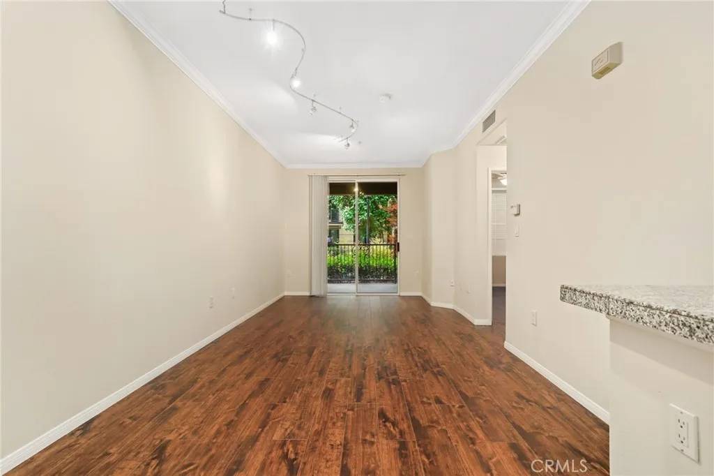 Irvine, CA 92612,3125 Watermarke Place