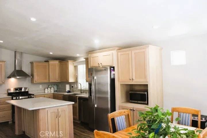Saugus, CA 91390,29021 Bouquet Canyon #323