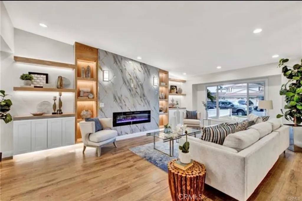 Fountain Valley, CA 92708,17351 Buttonwood Street