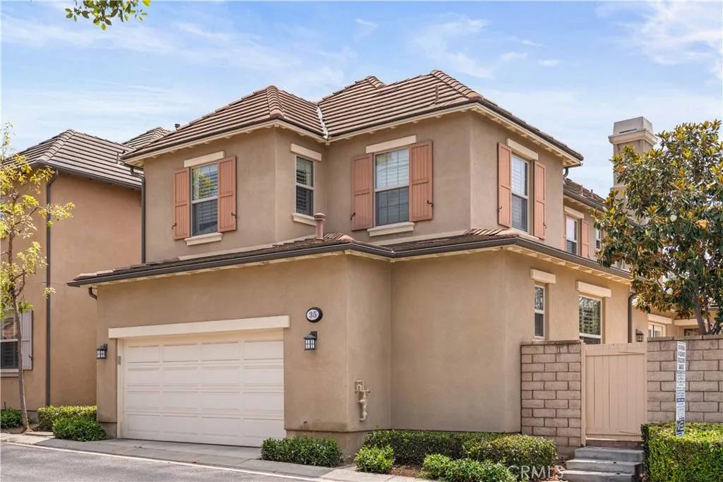 Irvine, CA 92620,35 Twin Gables