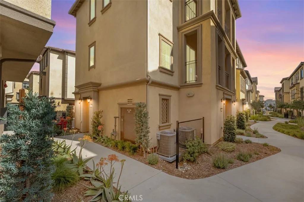 Chino, CA 91708,8241 Traveller St.