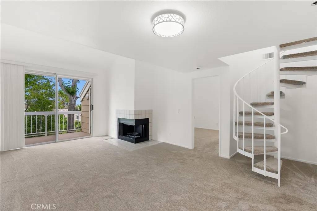 Huntington Beach, CA 92646,20331 Bluffside #A408