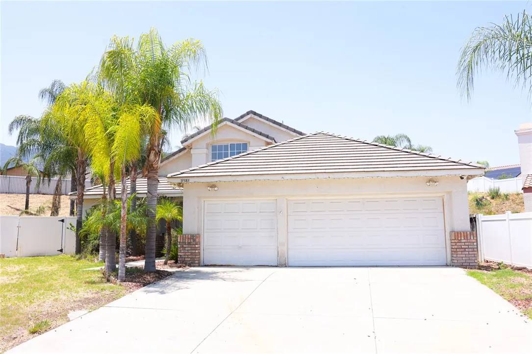 Lake Elsinore, CA 92530,19385 Live Oak Lane