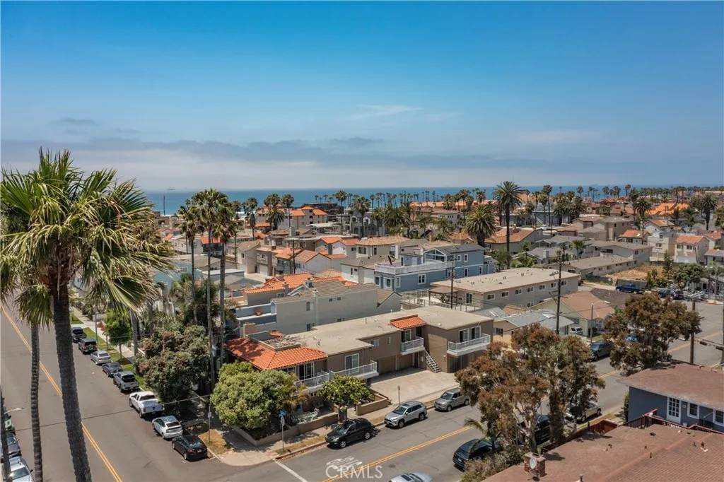 Huntington Beach, CA 92648,225 7th Street