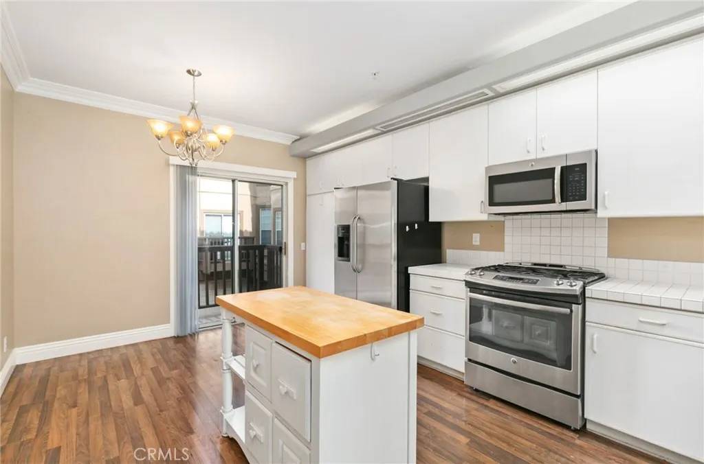 Rancho Santa Margarita, CA 92688,250 Montana Del Lago Drive