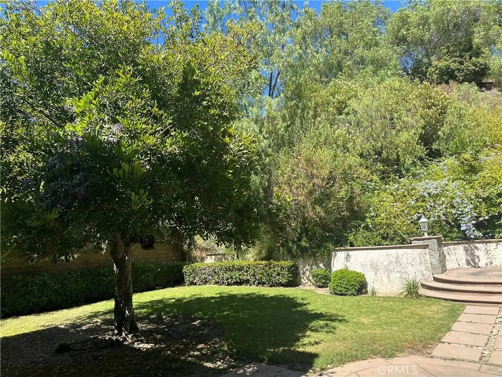 Yorba Linda, CA 92887,20639 Circulo Loma
