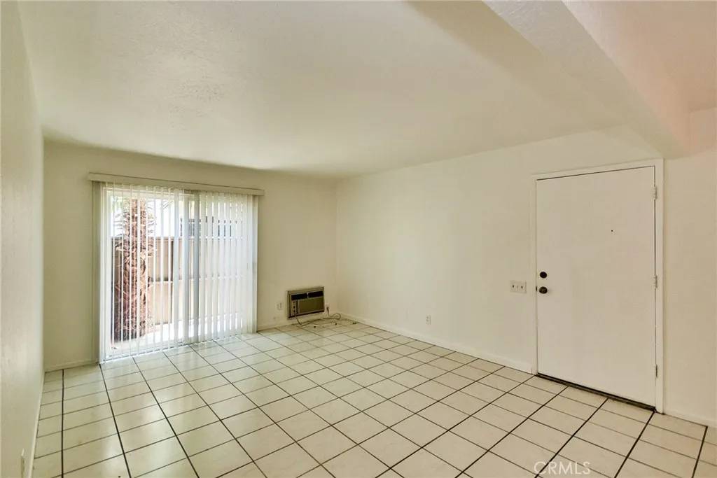 Placentia, CA 92870,212 S Kraemer Boulevard #1205