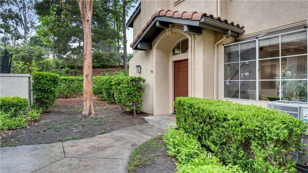 Rancho Santa Margarita, CA 92688,71 Tierra Plano