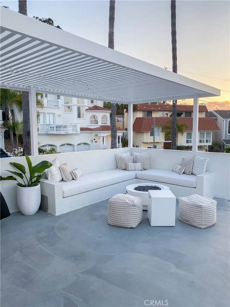 Torrance, CA 90505,4309 Mesa Street