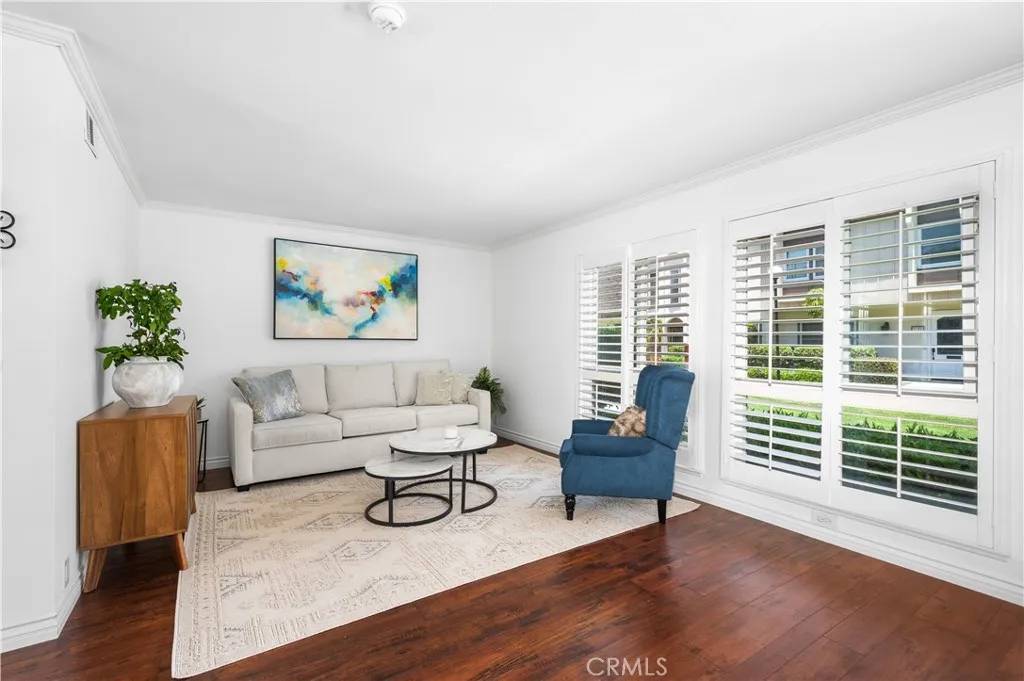 Huntington Beach, CA 92646,9705 Port Royal Circle