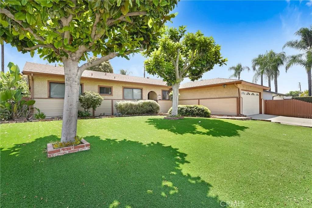 Glendora, CA 91740,1636 Bentley Place