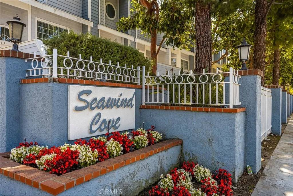 Huntington Beach, CA 92646,8115 Surfline Drive #A