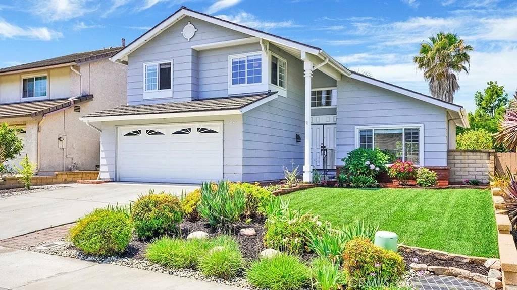 Lake Forest, CA 92630,25866 Greenhill